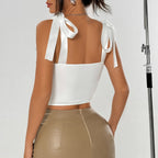 Floral-embroidered Figure-hugging Fishbone-style Camisole