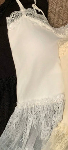 V-neck Socialite Style Beautiful Lace Small Sling